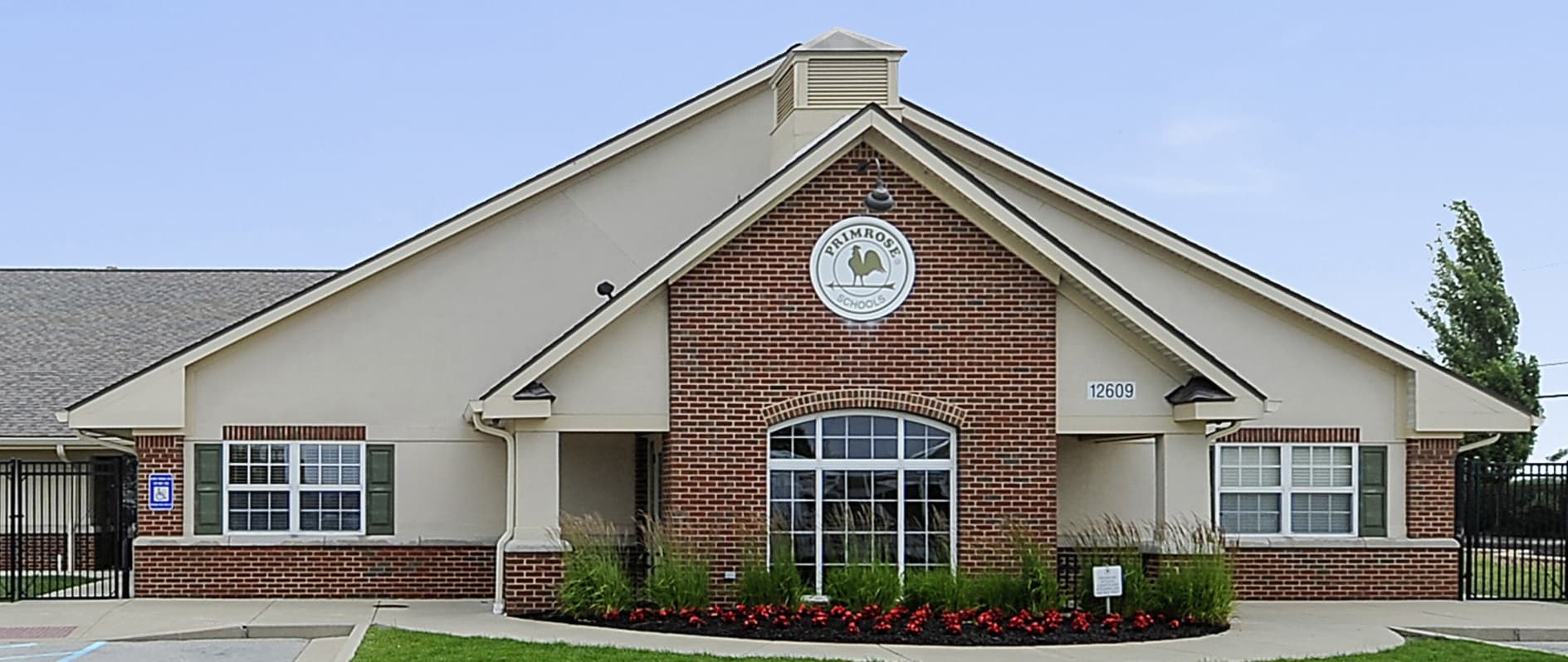 exterior of primrose school of west fishers