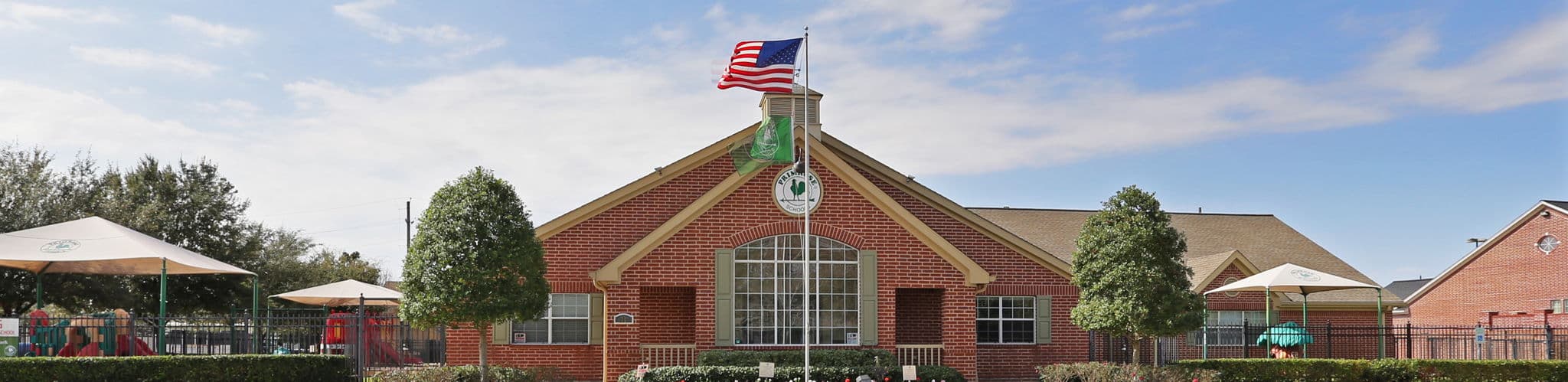 Exterior of a Primrose School at Crossroads Park