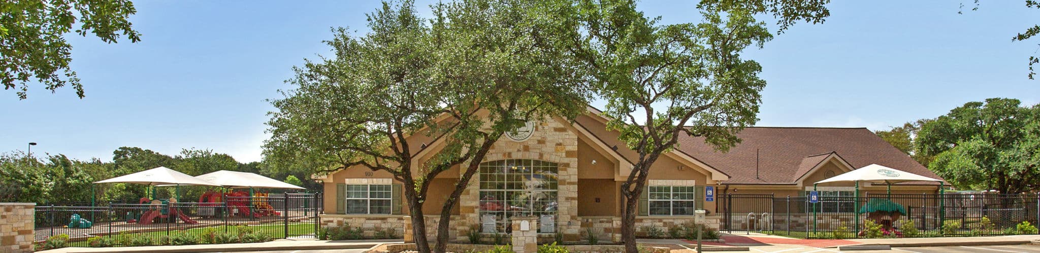 Exterior of a Primrose School at Vista Ridge